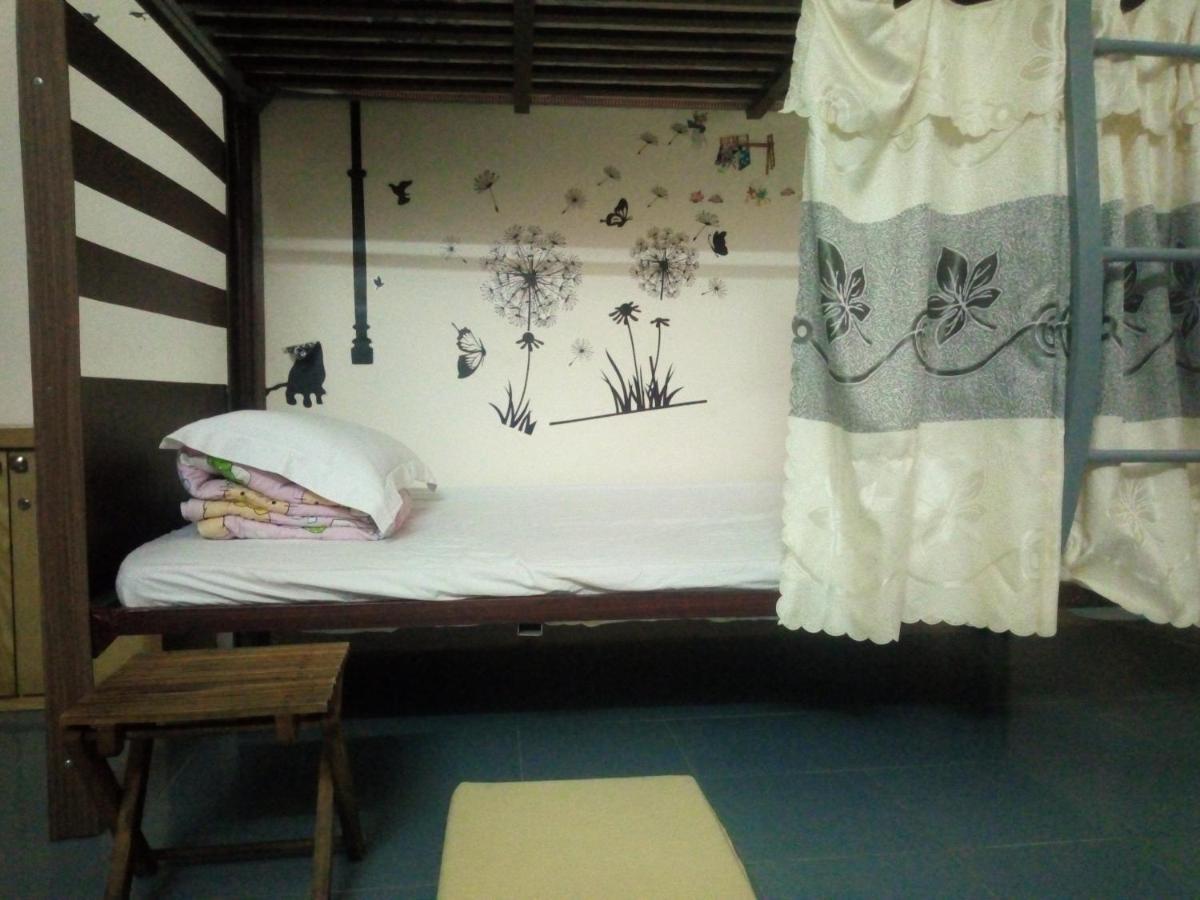 Bui Hostel - Ben Tau Rach Gia Exterior photo